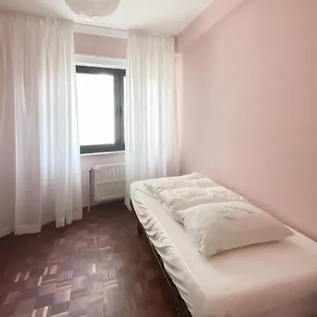 3 Bedroom In * Ostend