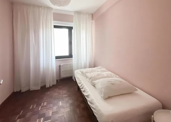 3 Bedroom In * Ostende